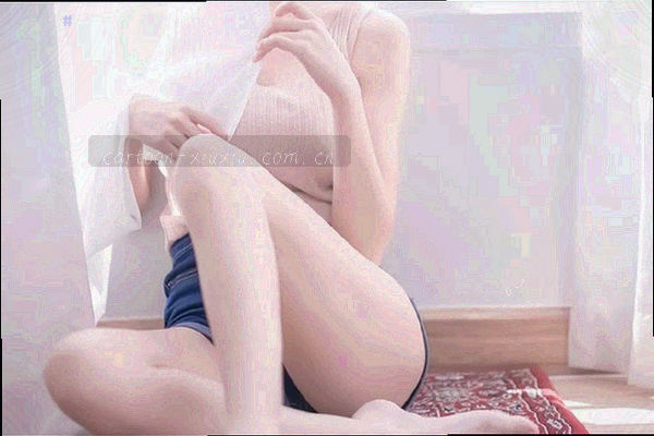 云同步图标与心形收藏标记组合表示收藏同步